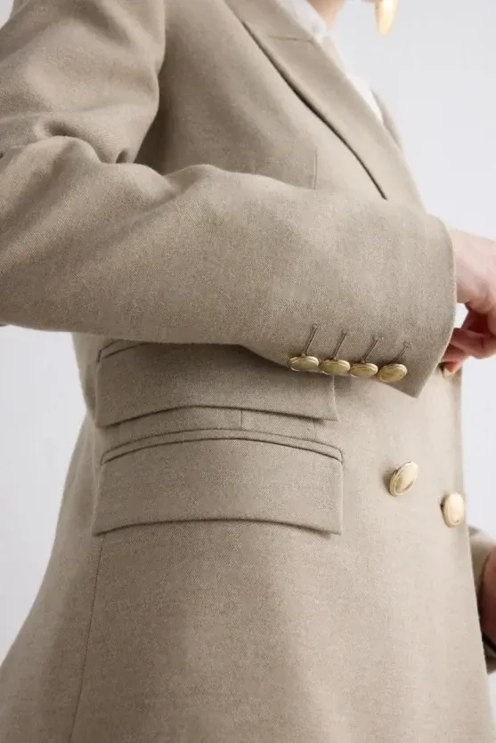 Double-Breasted Wool Coat - Beige - Gusto