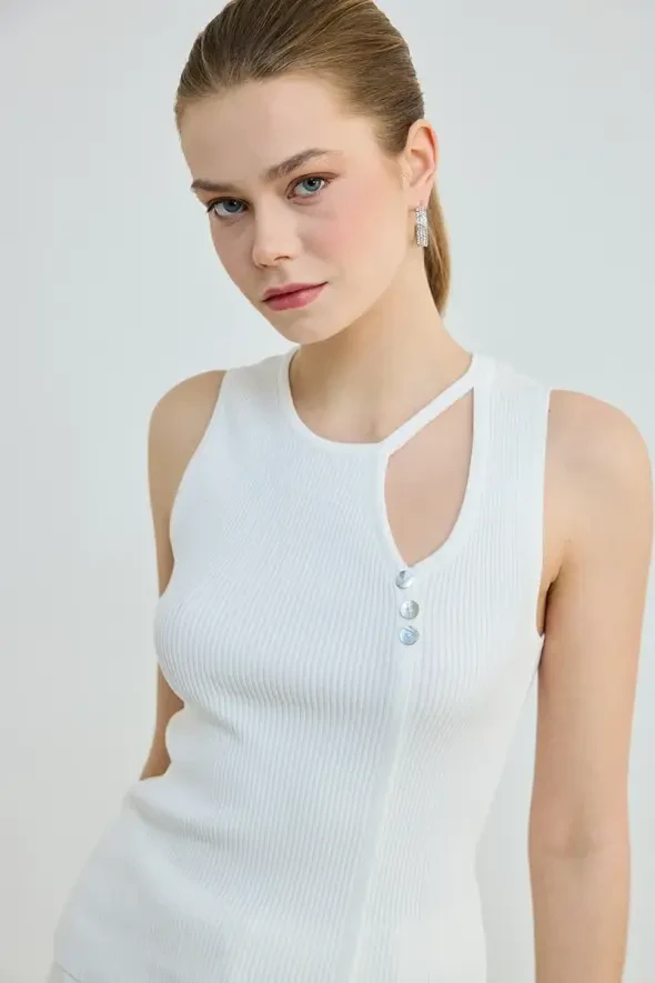 Droplet Detail Sleeveless Knit Blouse - Ecru - 3