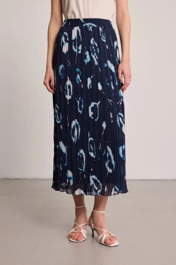Elastic Waist Long Pleated Skirt - Navy Blue - 2
