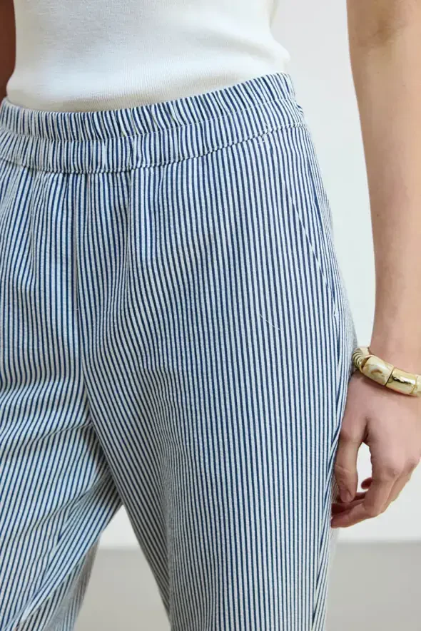 Elastic Waist Striped Pants - Navy - 4