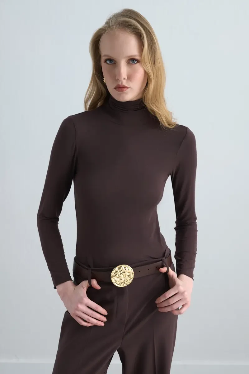 Embossed Buckle Belt - Brown - Gusto
