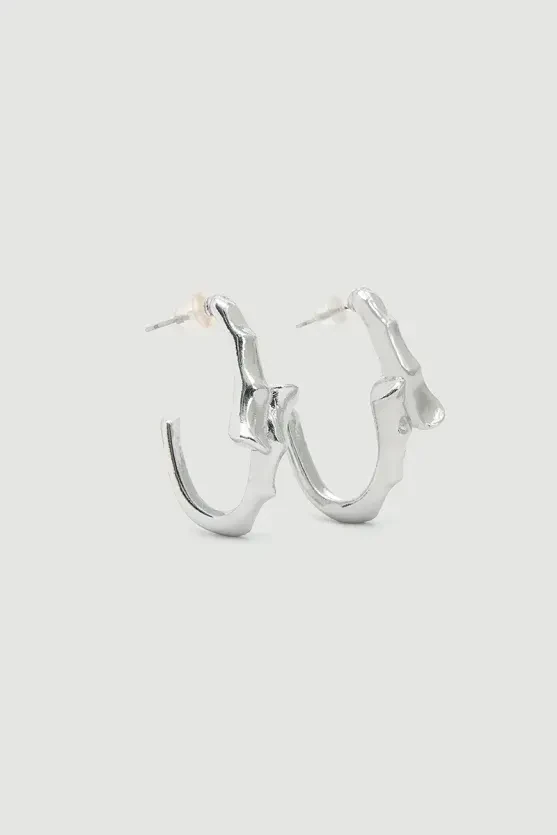 Embossed Detail Earrings - Silver - Gusto