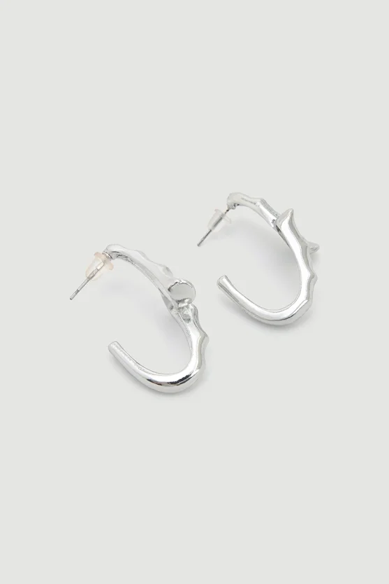 Embossed Detail Earrings Silver - 1