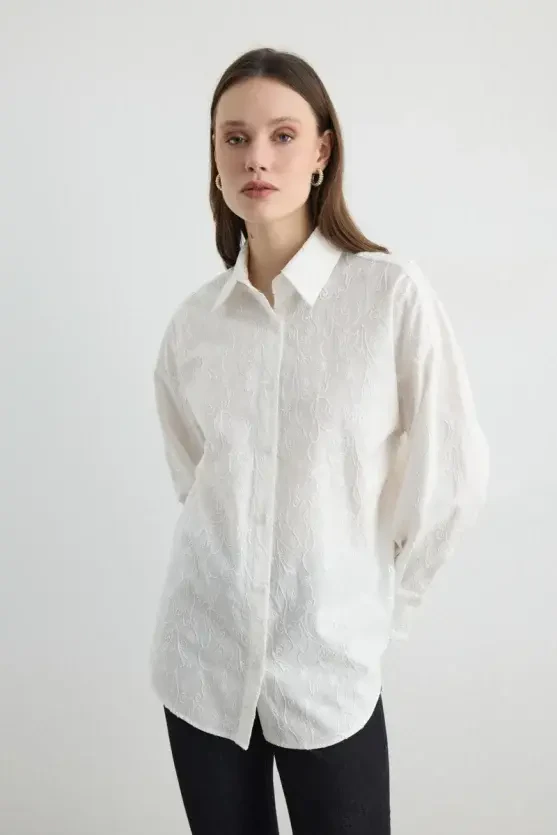 Embroidered Cotton Relaxed Fit Shirt - White - Gusto