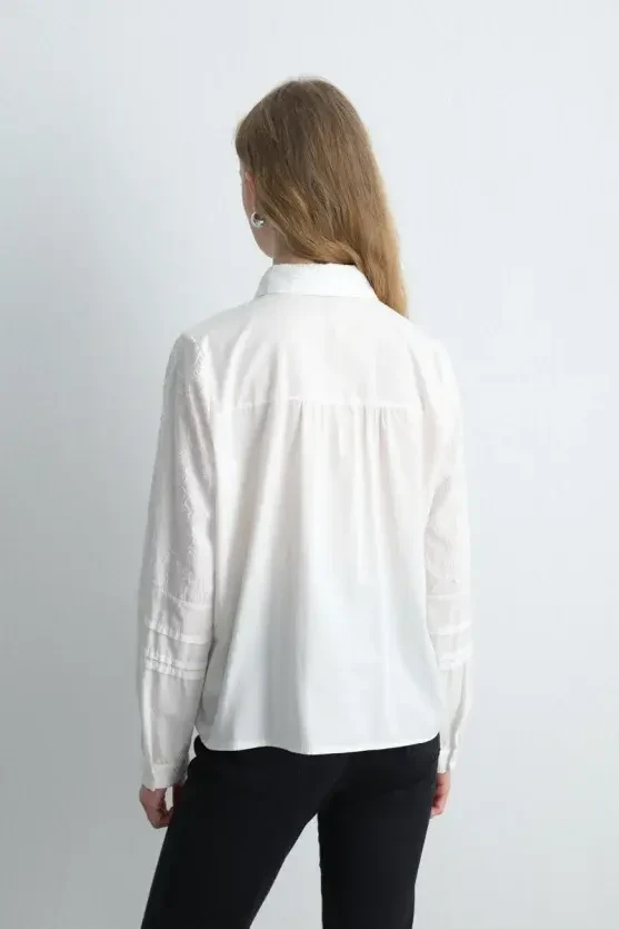 Embroidered Cotton Shirt - White - Gusto