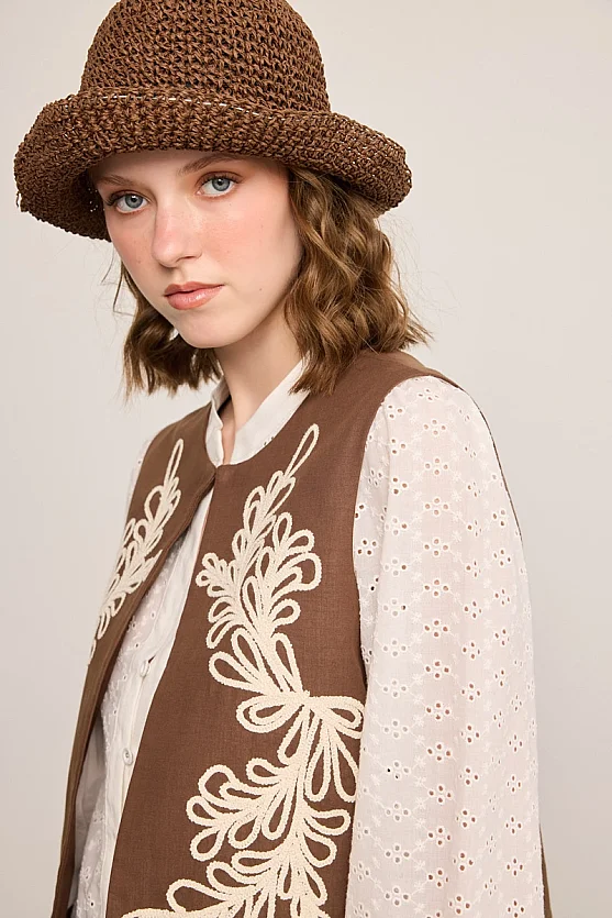 Embroidered Cotton Vest - Brown - Gusto