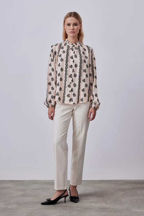 Embroidered Judge Collar Shirt - Ecru - 2