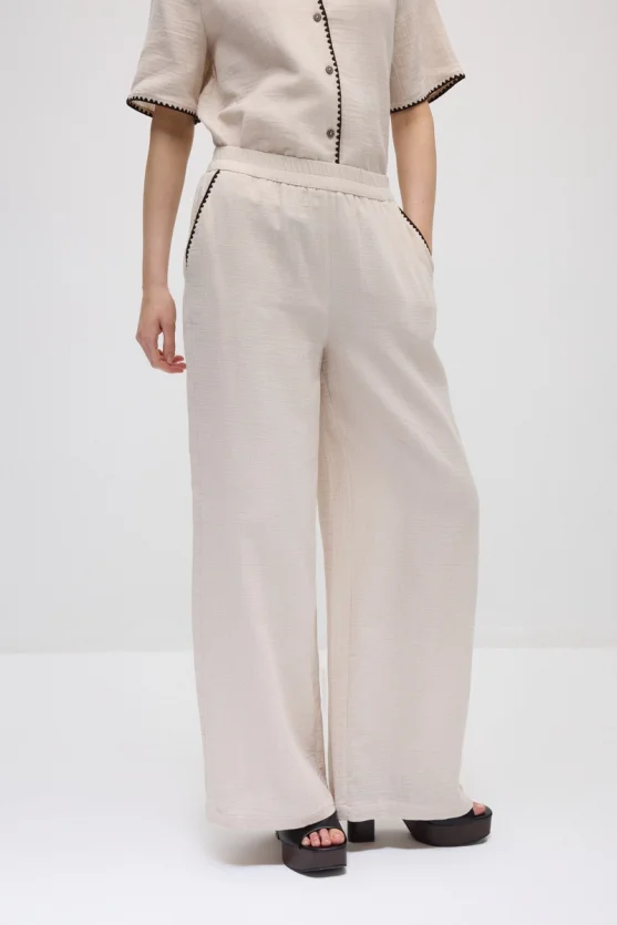 Embroidered Pockets Muslin Trousers - Beige - Gusto