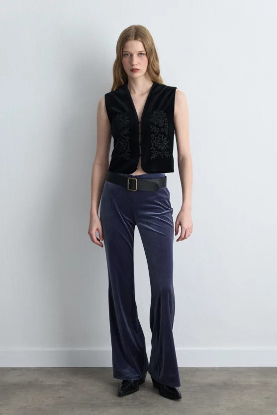 Embroidered Velvet Vest Black - 2
