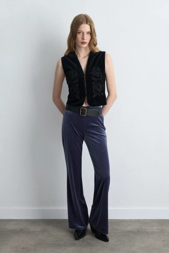 Embroidered Velvet Vest Black - Gusto
