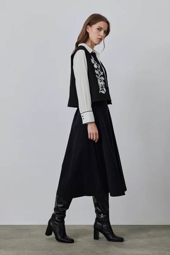 Embroidered Vest - Black - 2