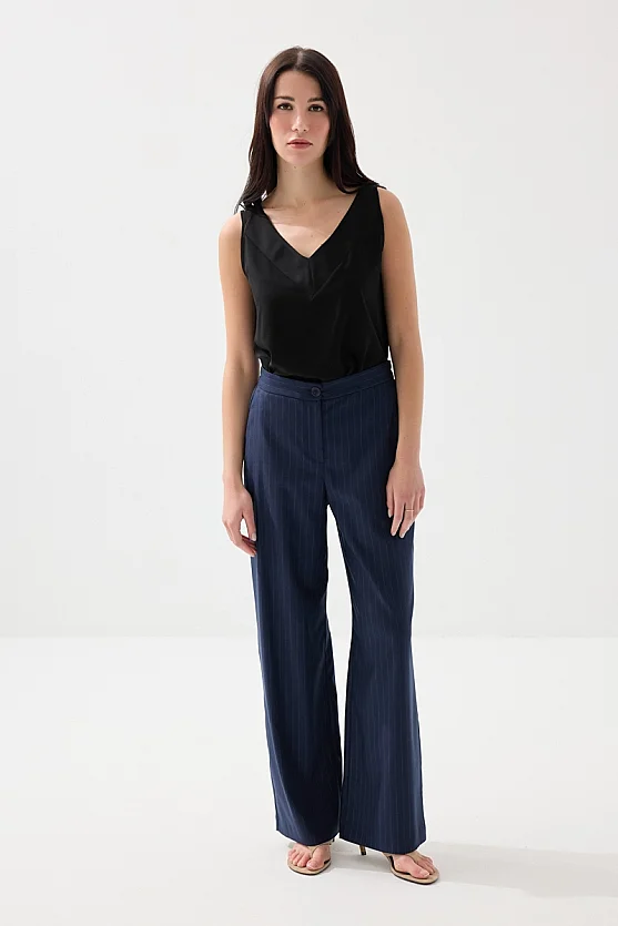 Faint Striped Wide-Leg Fabric Pants - Navy Blue - 3