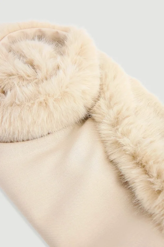 Faux Fur Shawl Beige - 2