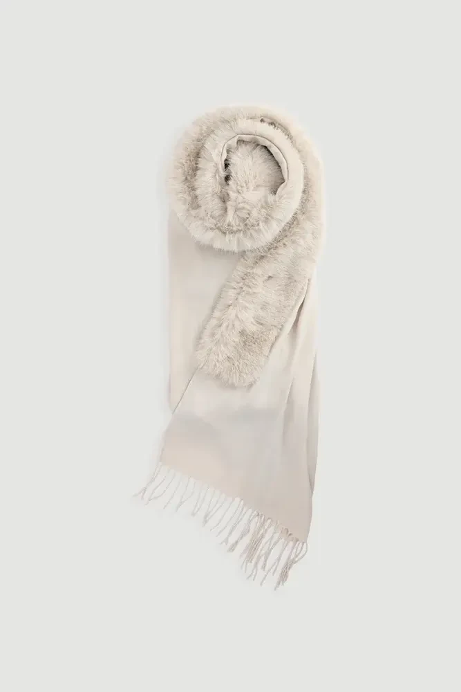 Faux Fur Shawl - Ecru