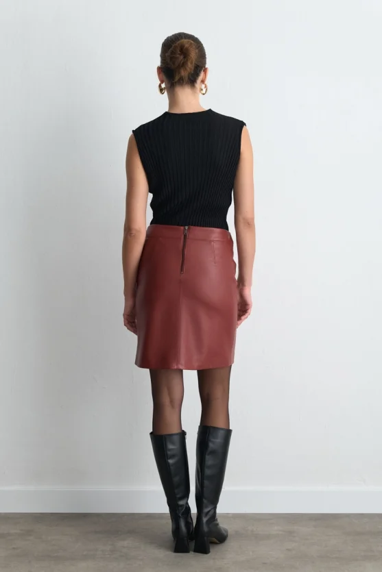 Faux Leather Mini Skirt Burgundy - Gusto