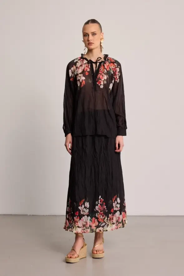 Floral Crinkle Blouse - Black - Gusto