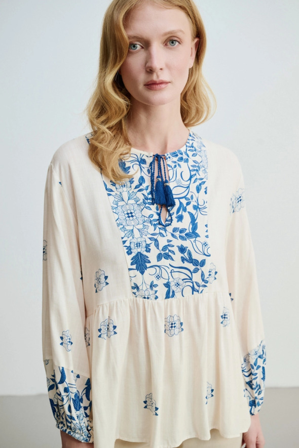 Floral Printed Relaxed Fit Viscose Blouse - Blue - Gusto