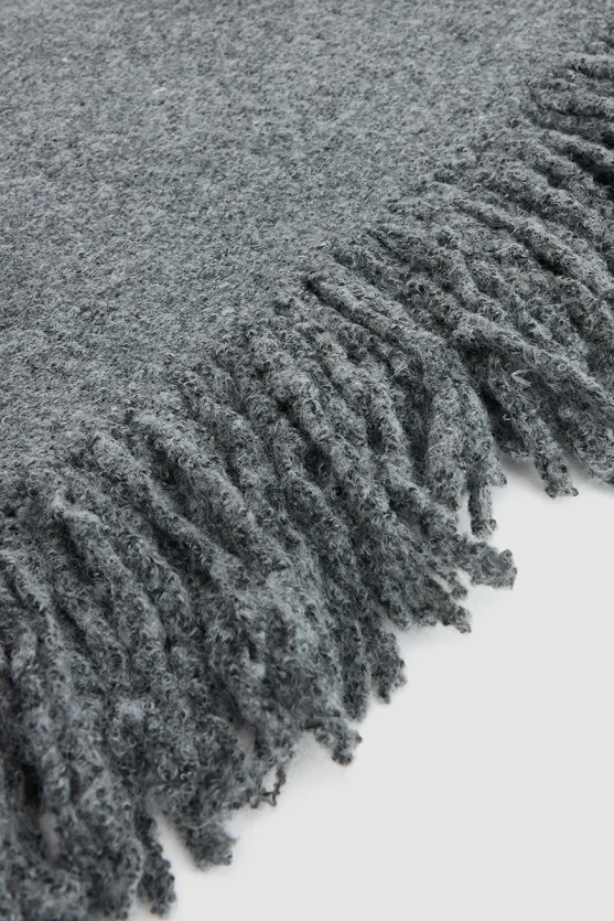 Fringed Triangular Wool Shawl - Gray - 3