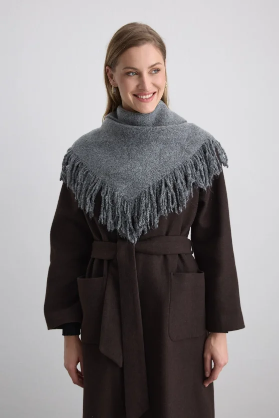 Fringed Triangular Wool Shawl - Gray - Gusto
