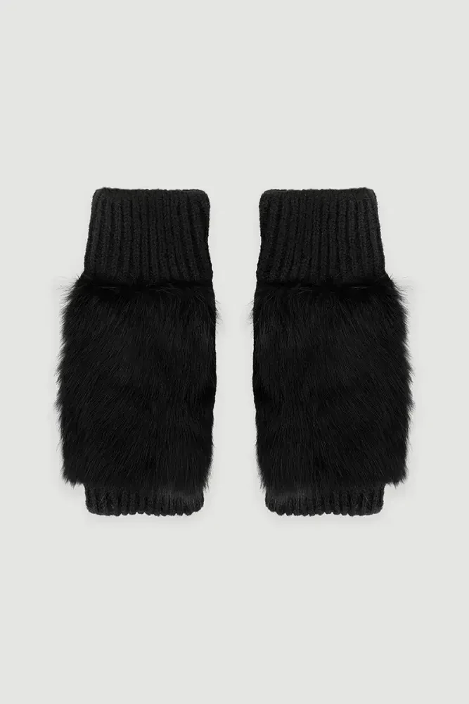 Fur Gloves with Ribbed Detail - Black