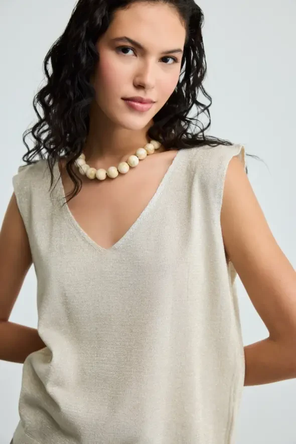Glittery V-Neck Knit Tank Top - Gold - 3