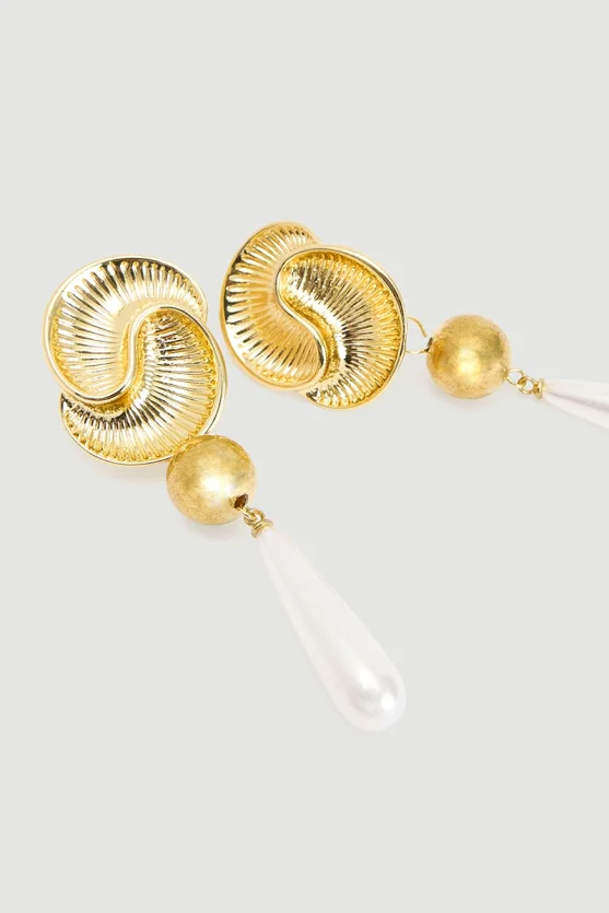 Gold Detail Pearl Drop Earrings Gold - Gusto