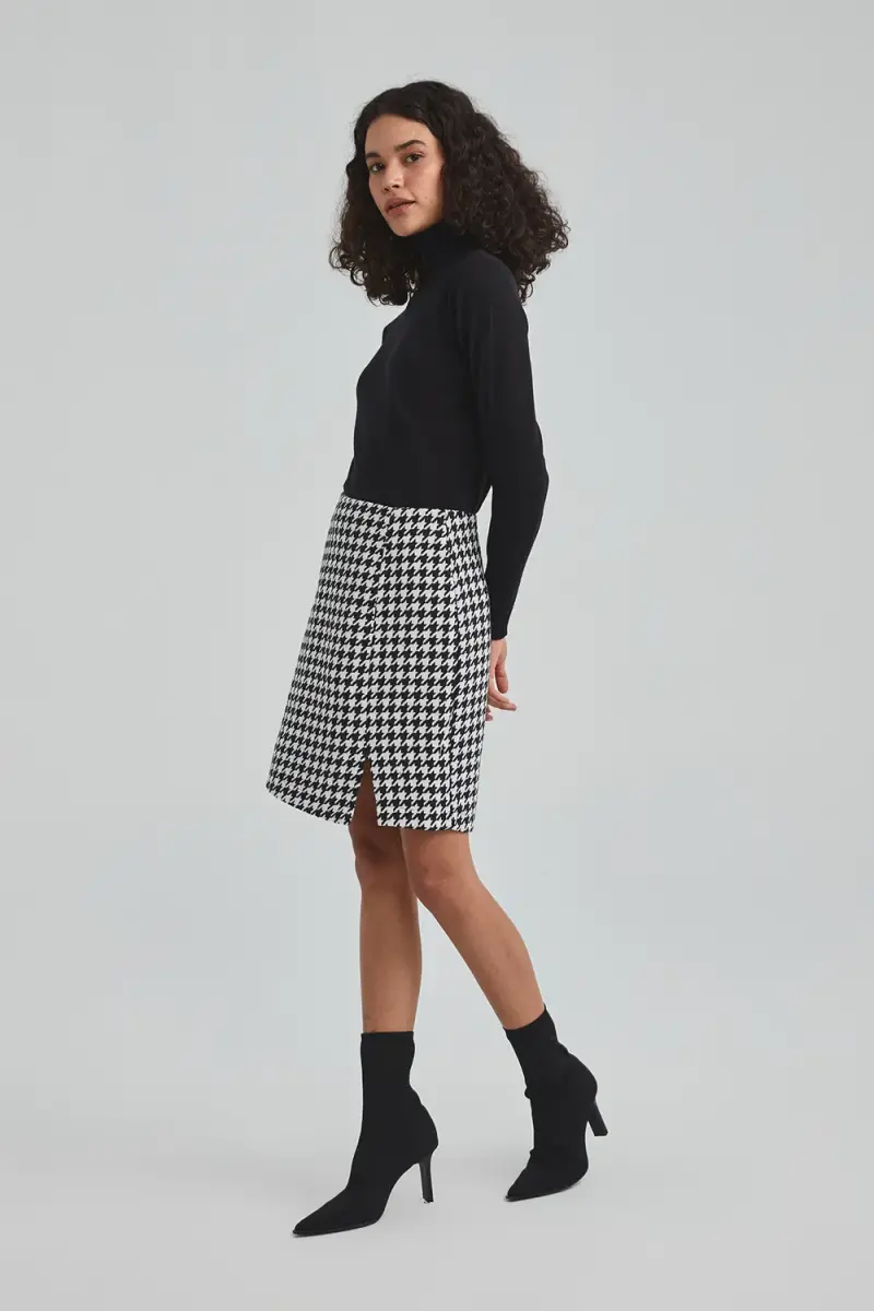Goosefoot Mini Skirt - Black - 4