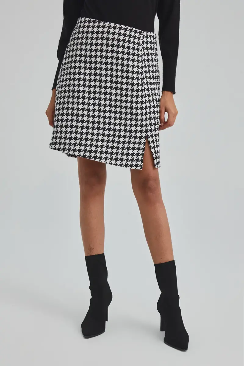 Goosefoot Mini Skirt - Black - 1