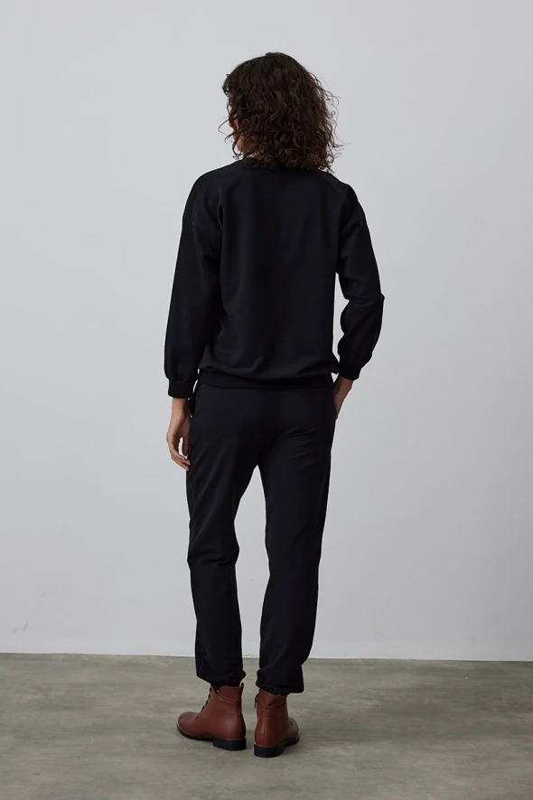 Gusto Stone Embroidered Sweatshirt - Black - 4