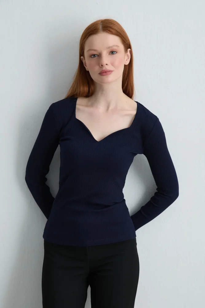 Heart-Neck Cotton Blouse - Navy Blue