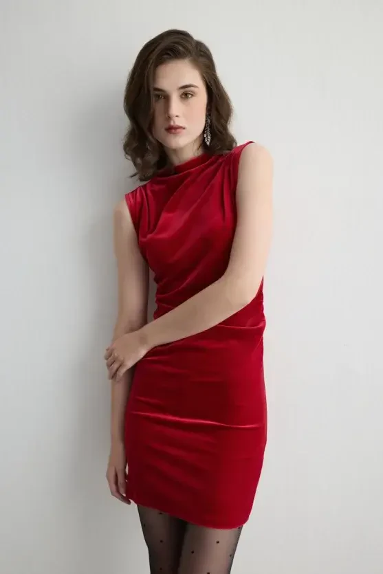 High Neck Sleeveless Velvet Mini Dress - Red - 5