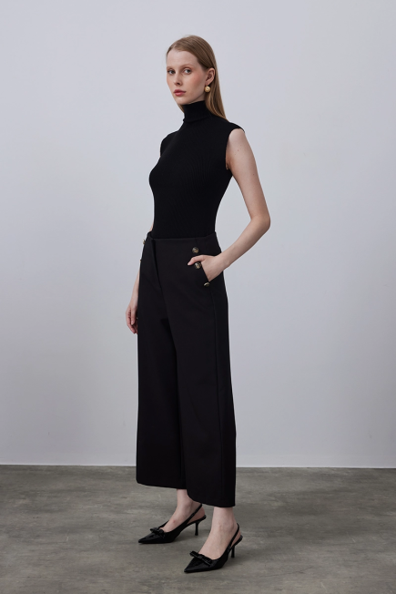 High Waist Buttoned Pants - Black Black