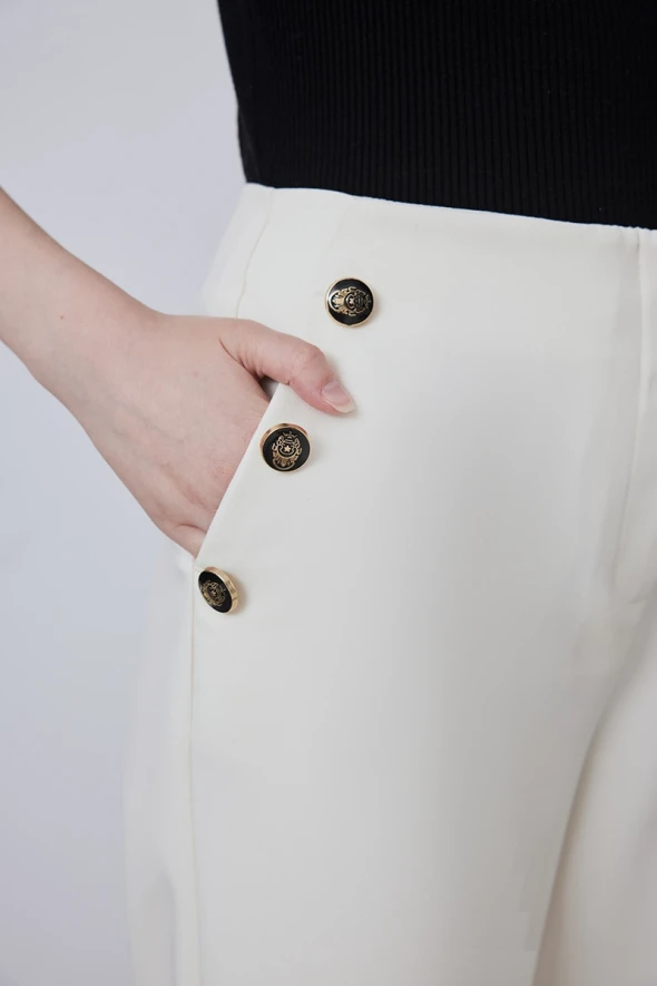 High Waist Buttoned Pants - Ecru - 4