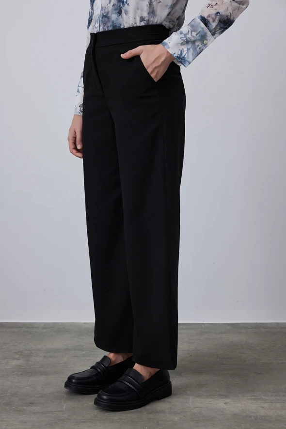 High Waist Palazzo Pants - Black - 4