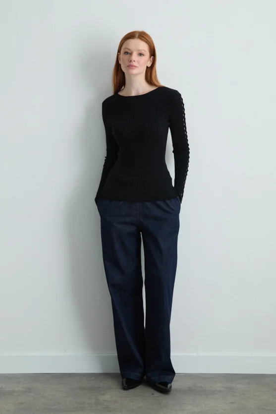 Hole Detail Knit Blouse Black - 4