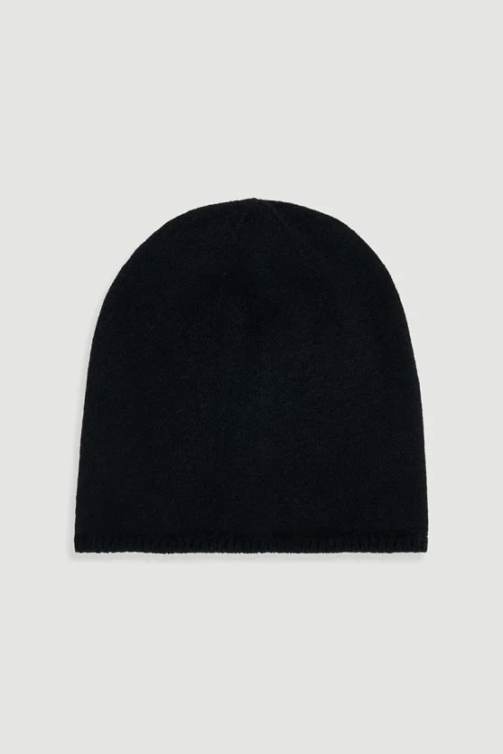 Knit Beanie – Black - Gusto