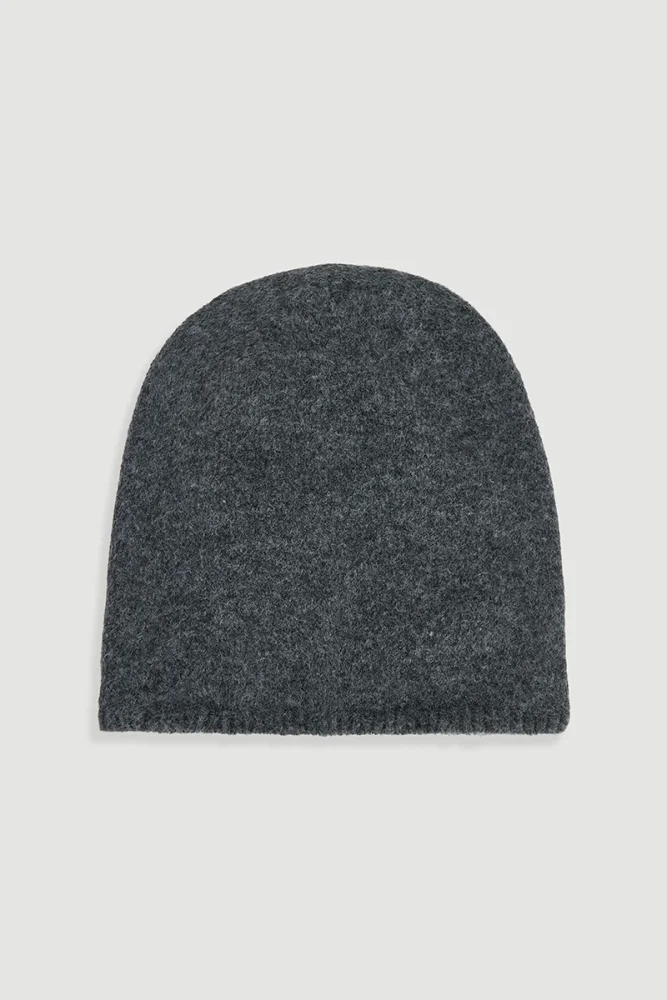 Knit Beanie – Grey