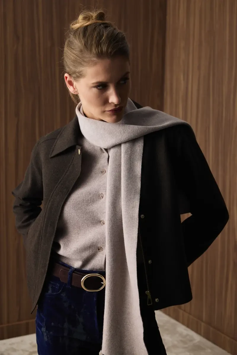 Knit Vest with Scarf - Beige - Gusto (1)