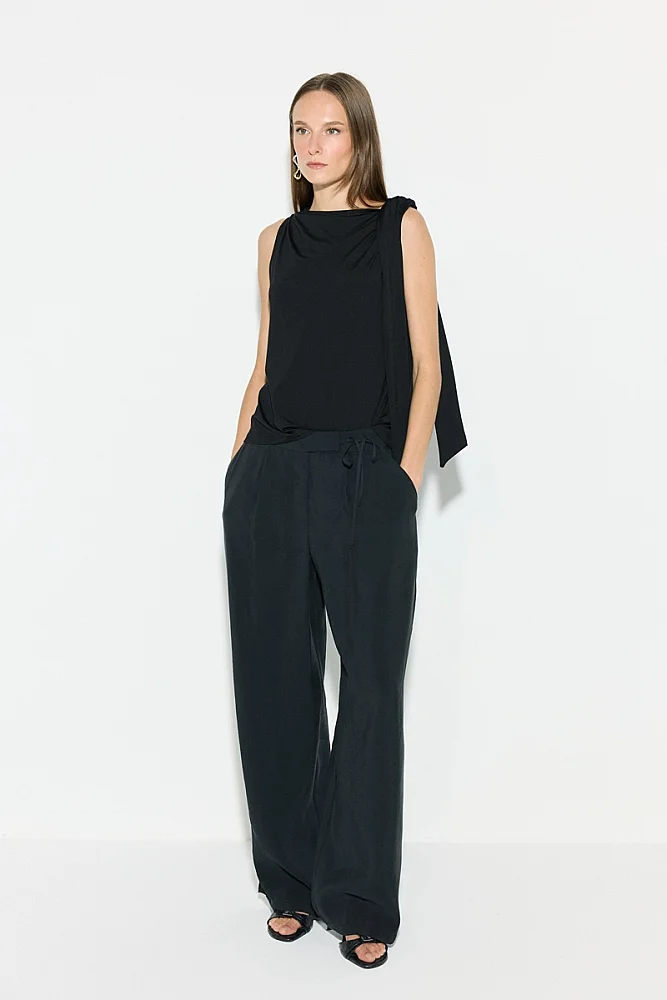 Knot Detail Boat Neck Blouse - Black Black