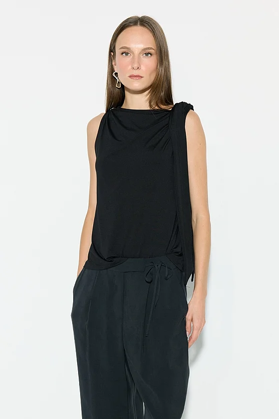 Knot Detail Boat Neck Blouse - Black - Gusto