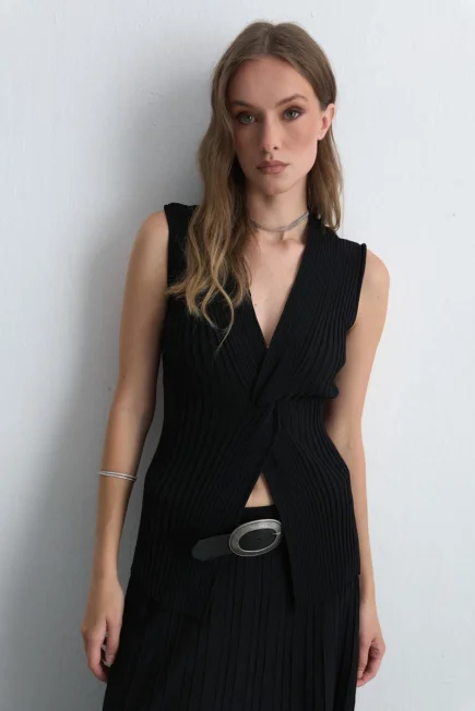 Knot Detail Viscose Knit Blouse - Black Black