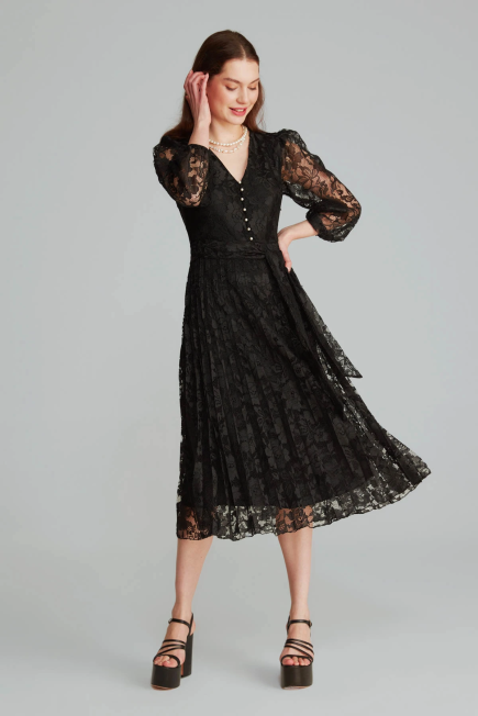 Lace Pleated Dress - Black Black
