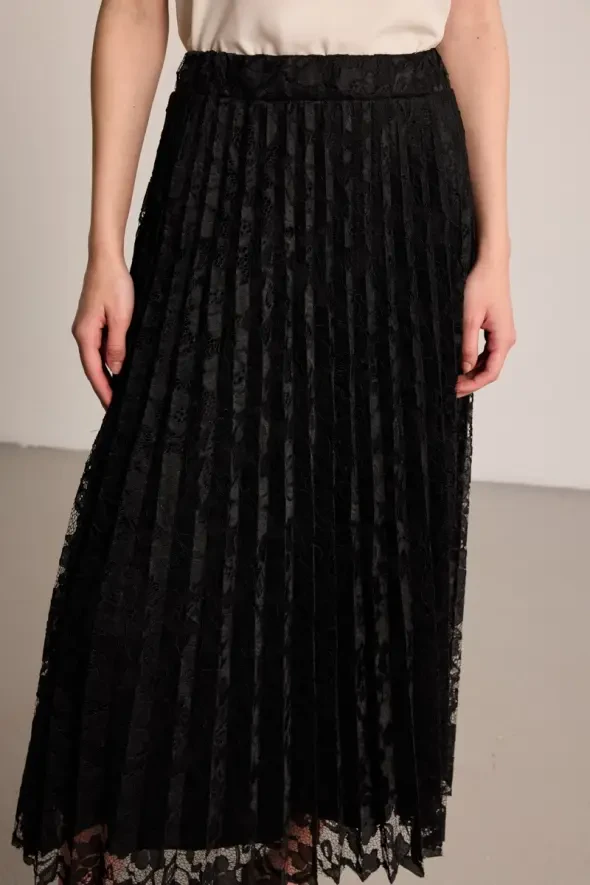 Lace Pleated Long Skirt - Black - 3