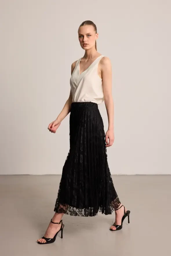 Lace Pleated Long Skirt - Black - 4