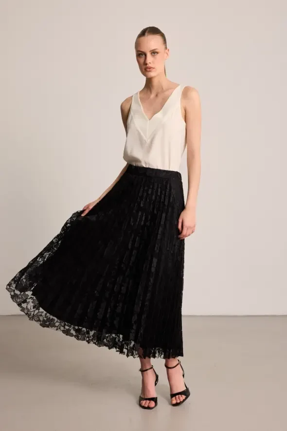 Lace Pleated Long Skirt - Black - 5