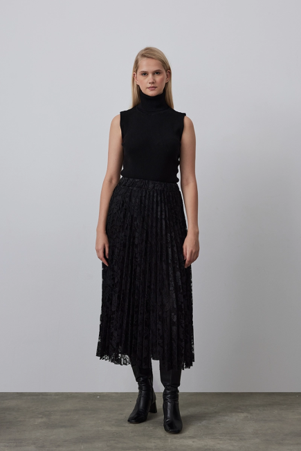 Lace Pleated Long Skirt - Black Black