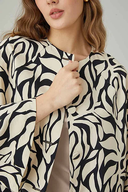 Leaf Print Kaftan - Black - Gusto