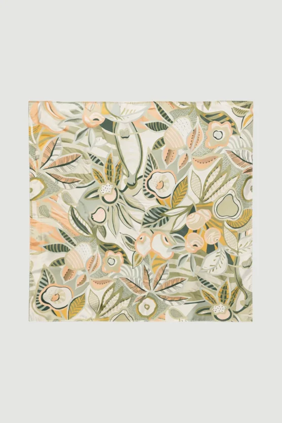 Leaf Print Scarf - Beige - Gusto