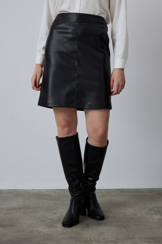 Leather Mini Skirt - Black - Gusto