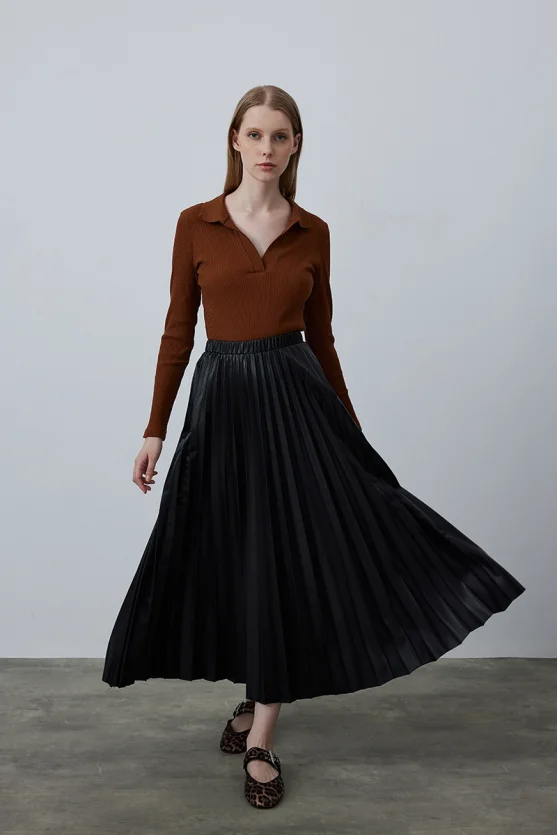 Leather Pleated Skirt - Black - 2